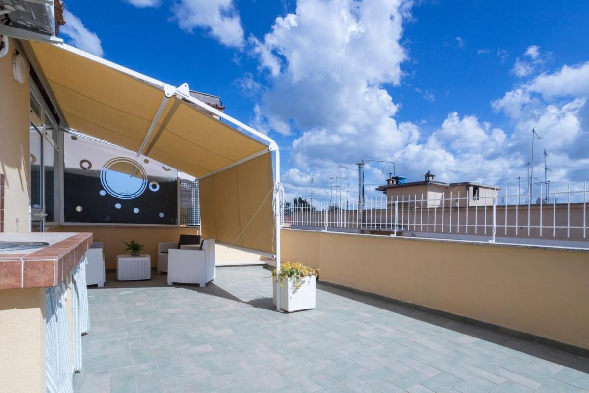 Attico 4m - Ospedale Gemelli E Vista Panoramica Appartamento *